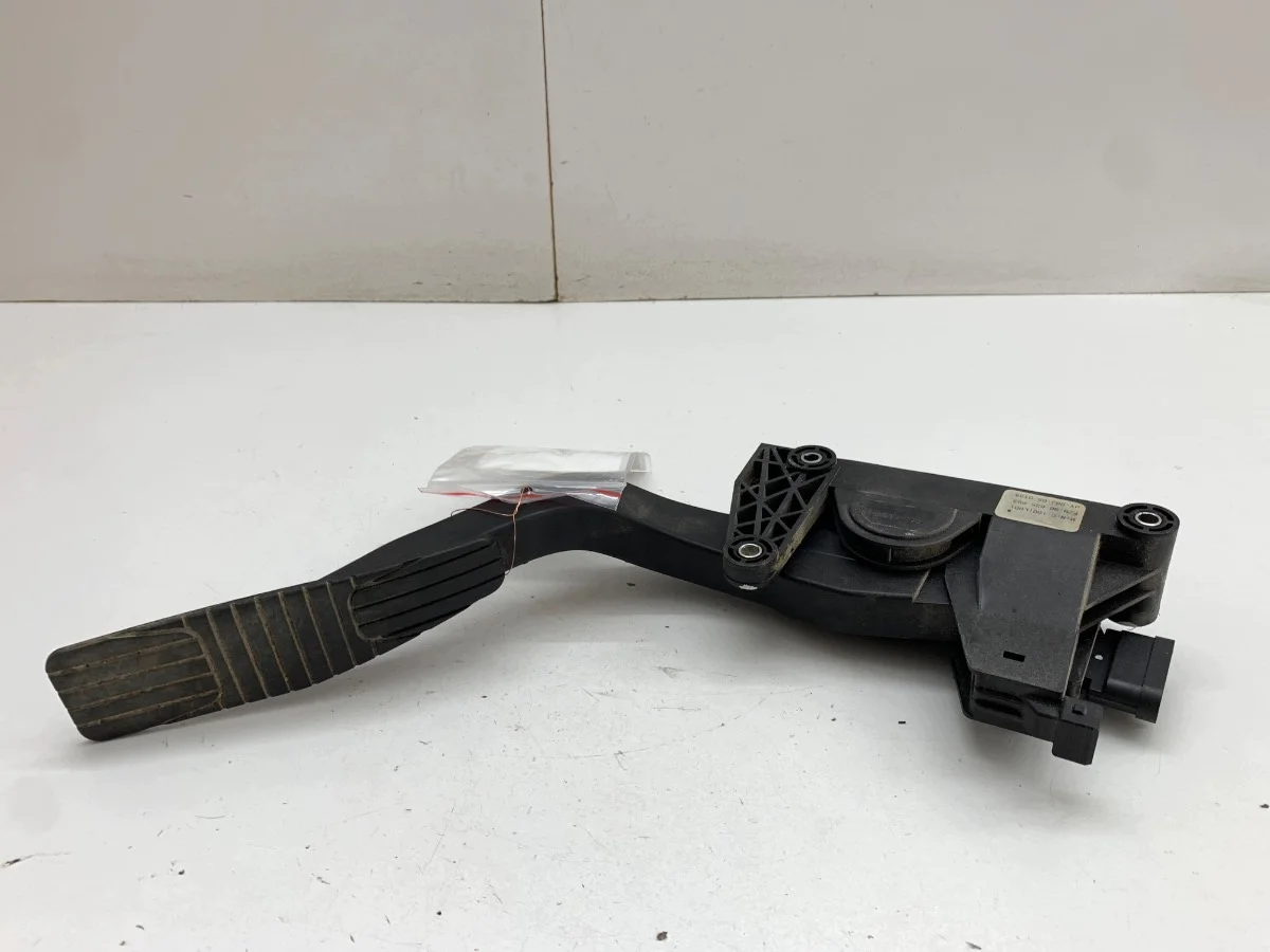 Gaspedal Potentiometer Opel Antara 96625893 image 3