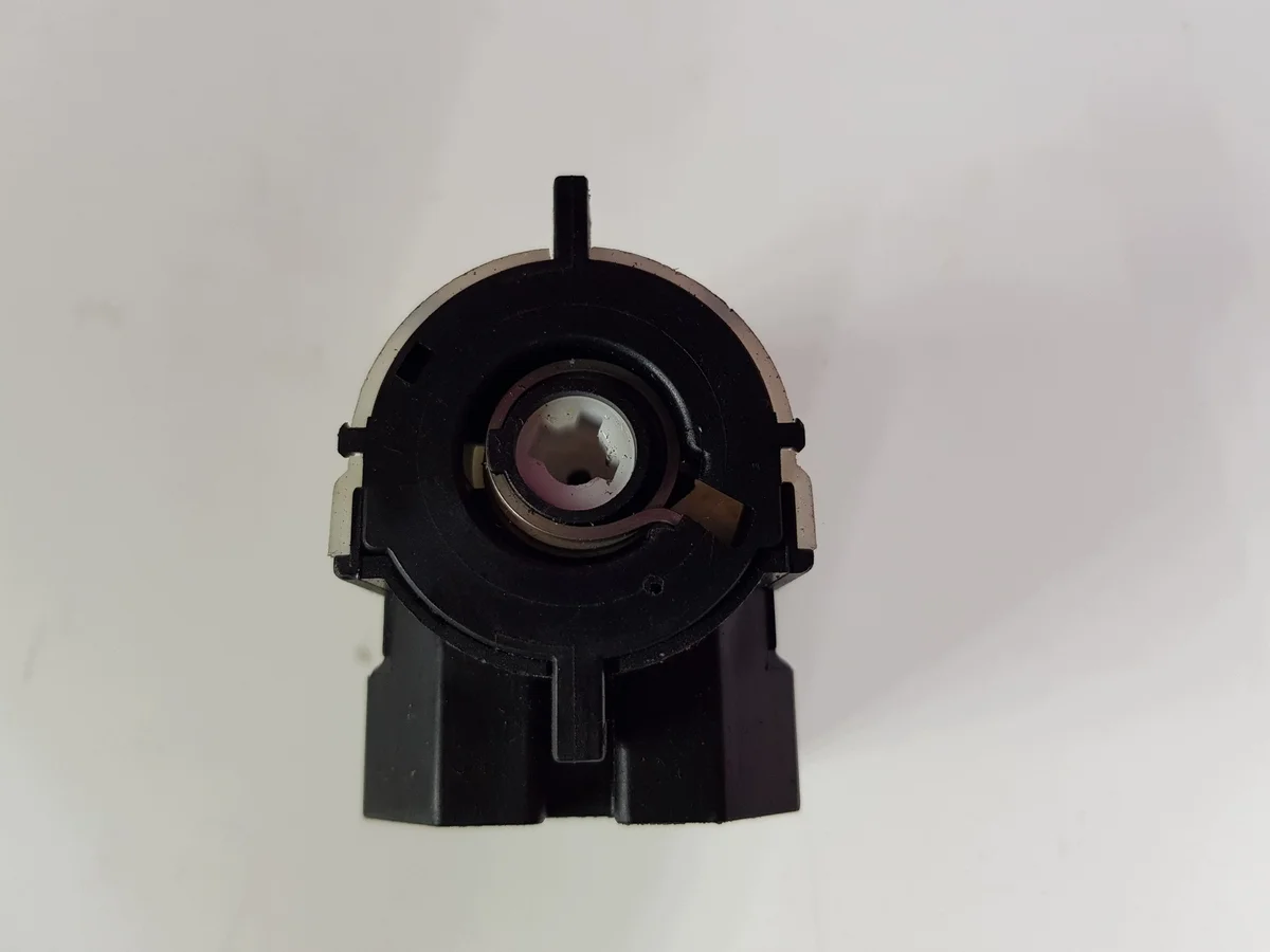 Cerradura BMW 7 E38 61326901962 image 3