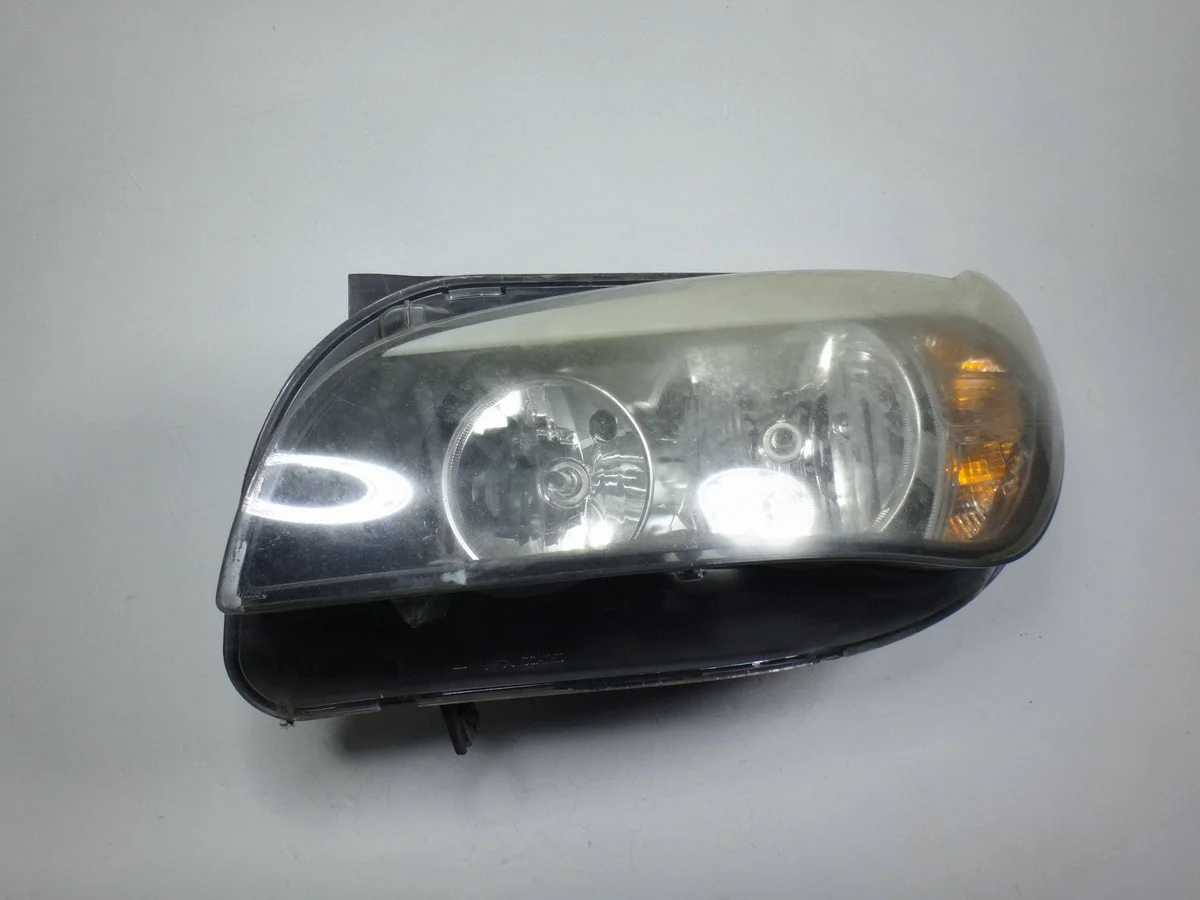 Faro BMW X1 E84 Izquierdo RHD Usado image 3