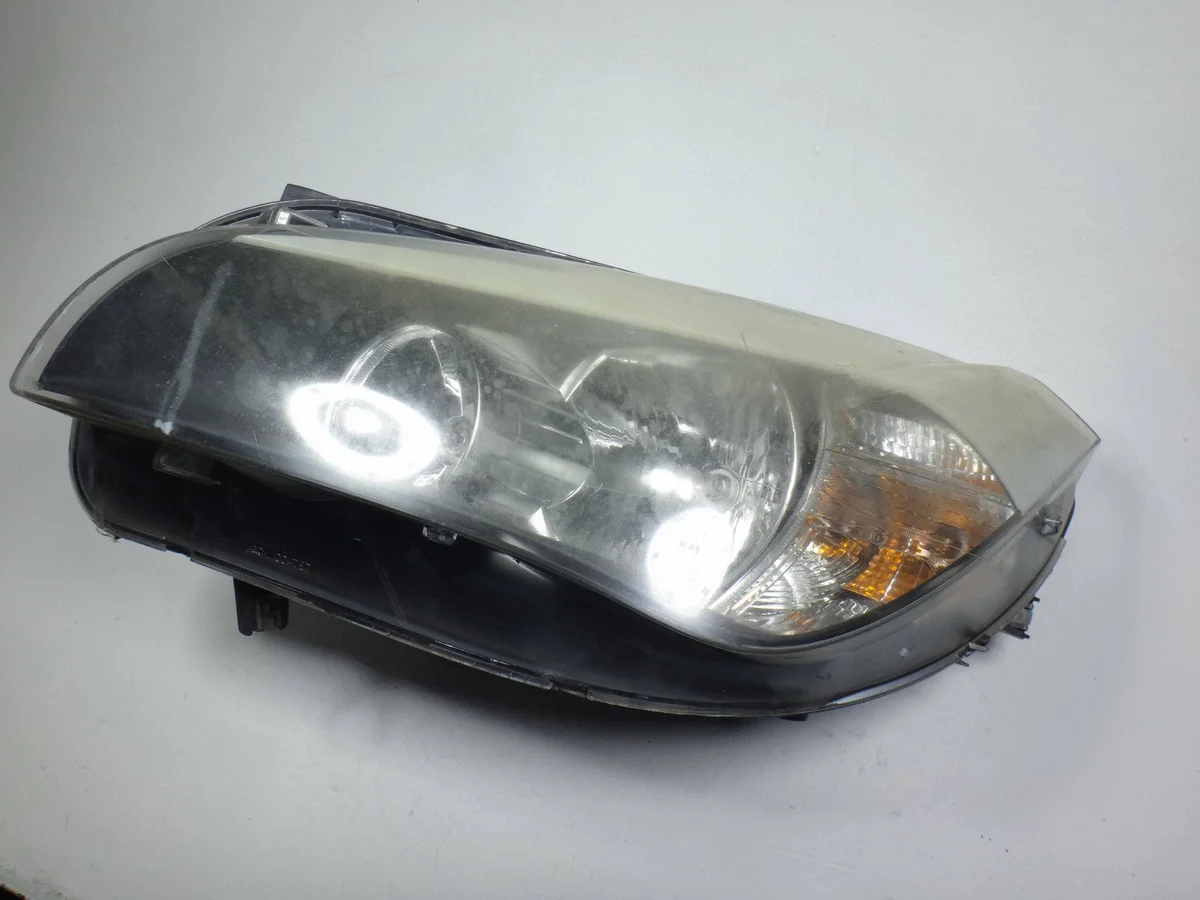 Faro BMW X1 E84 Izquierdo RHD Usado image 4