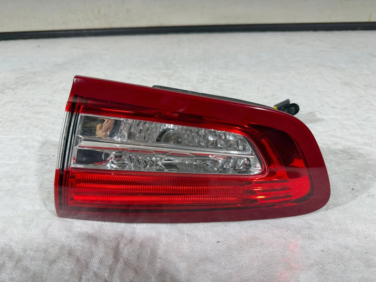 Citroen DS5 Achterklep Lamp Rechts