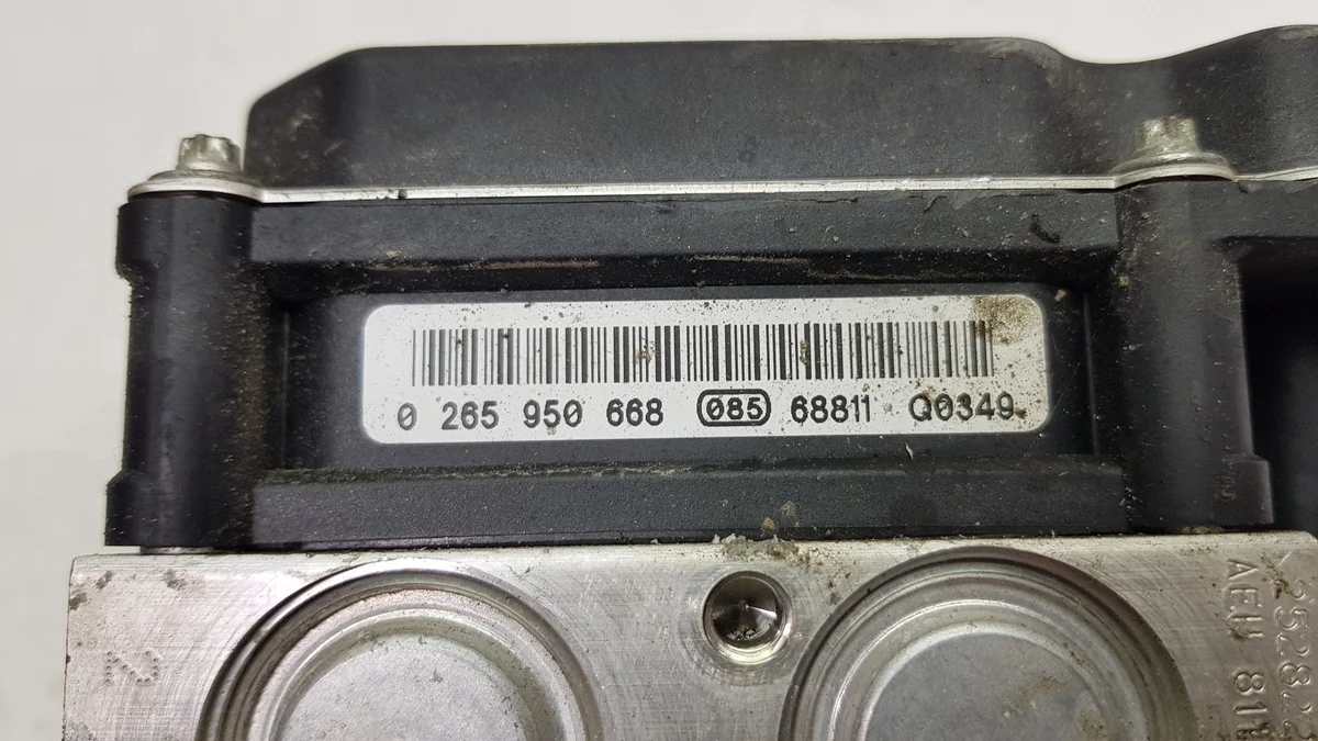 Steuergerät ABS BMW 5 E60 E61 34526777881 image 6