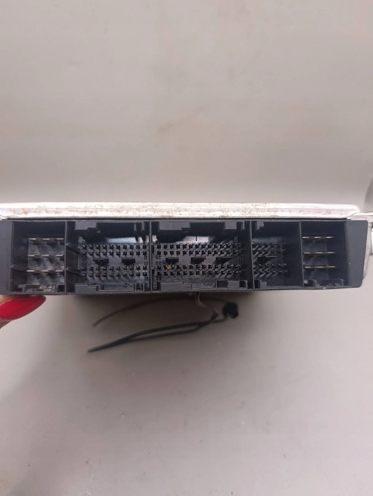 Mercedes W212 moottorinohjain A0245452832 thumbnail 3