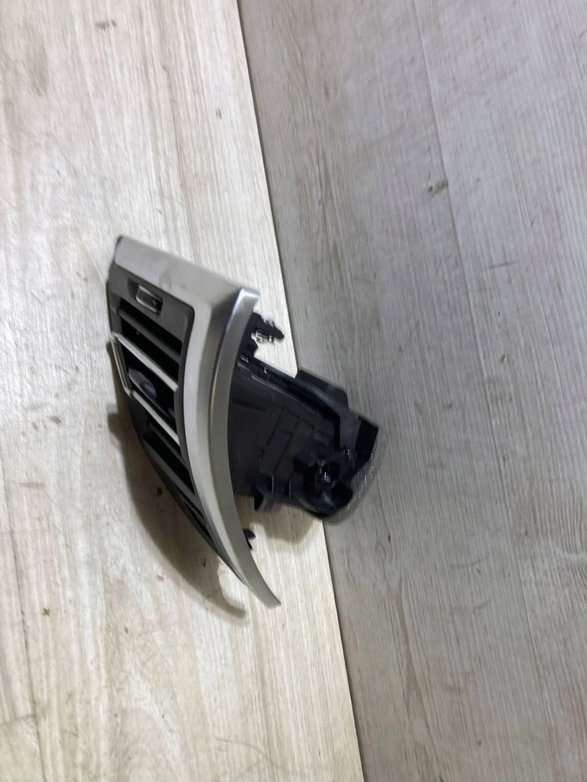 BMW G01 G02 Lüftungsgitter Links, Gebraucht image 3