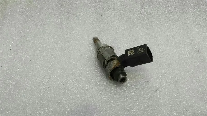 Brandstofinjector Audi S5 8T 4.2 FSI V8 079036C
