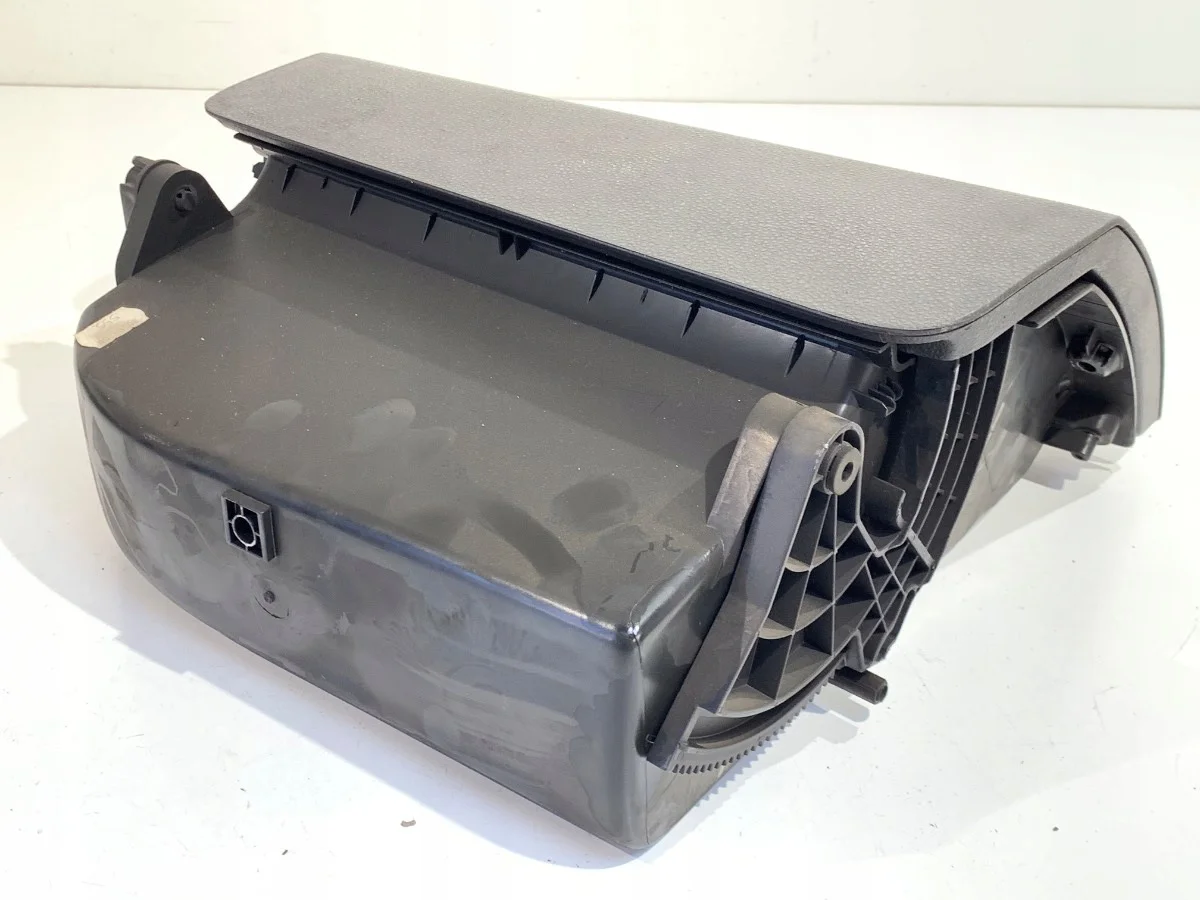 VW Transporter T5 Handschuhfach 7H1857095 image 4