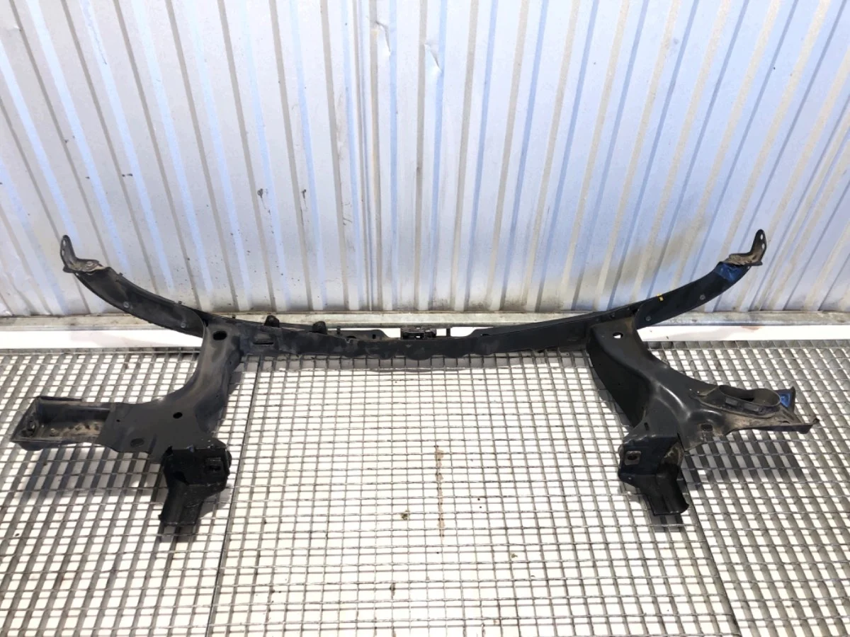 Traverse avant VW Transporter T5 2.5 TDI image 7