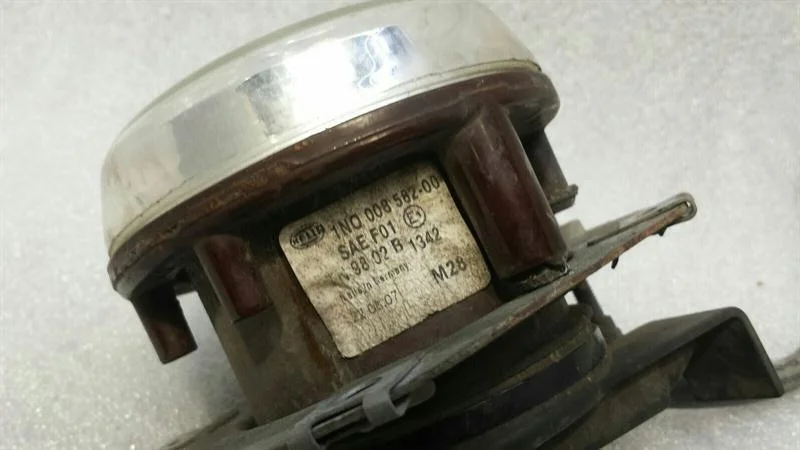 Phare antibrouillard Mercedes-Benz OE 1N0008582 image 3