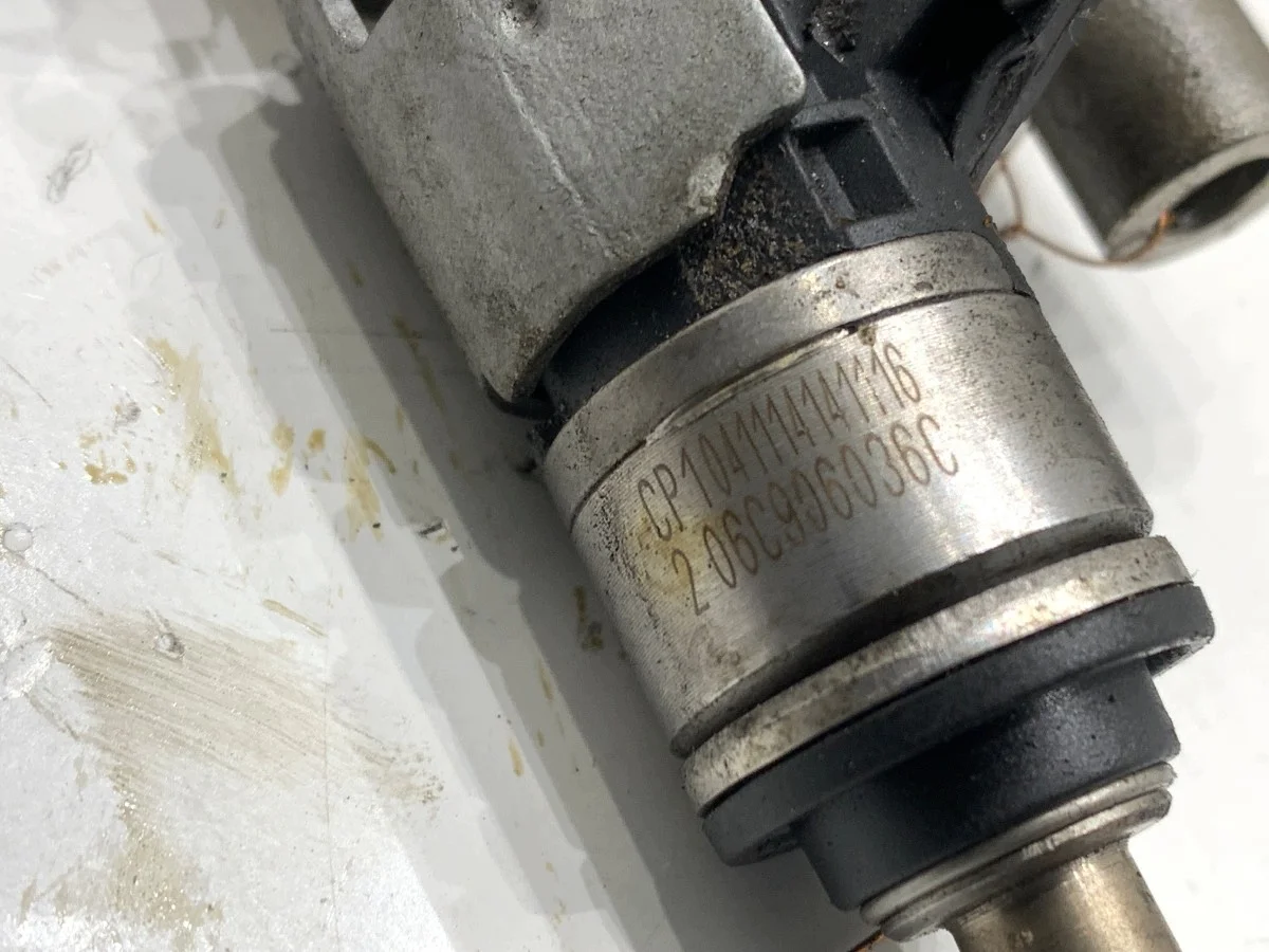 Rampe injecteurs Audi A7 4G 3.0 333CV image 5