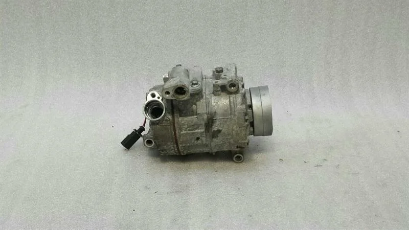 Audi S5 Air Conditioning Compressor 8K0260805B 4.2 FSI V8 image 6