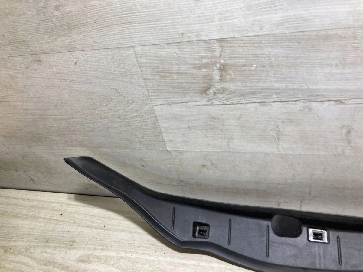 BMW X3 G01 2022 Kotflügel-Leiste links vorne image 3