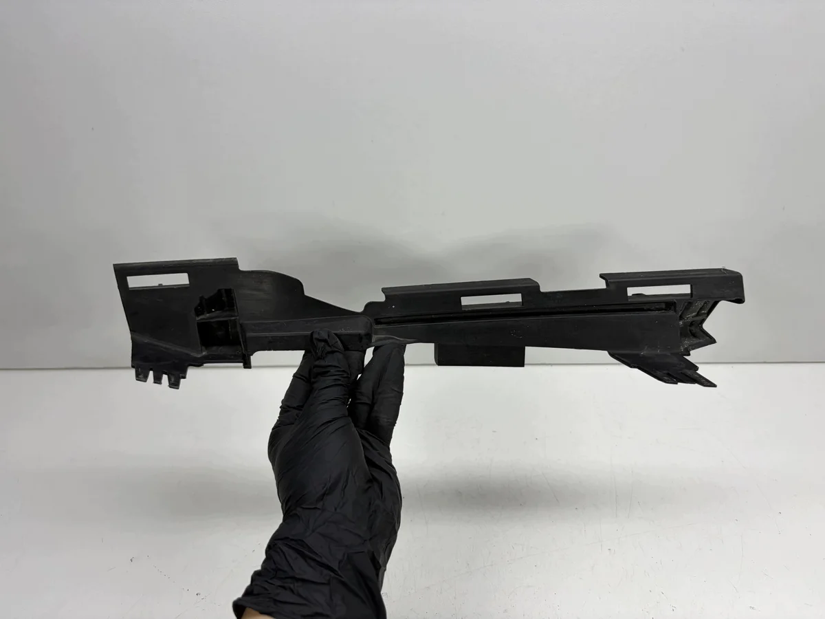 BMW 5 G30 Support phare droit 1039002 image 3