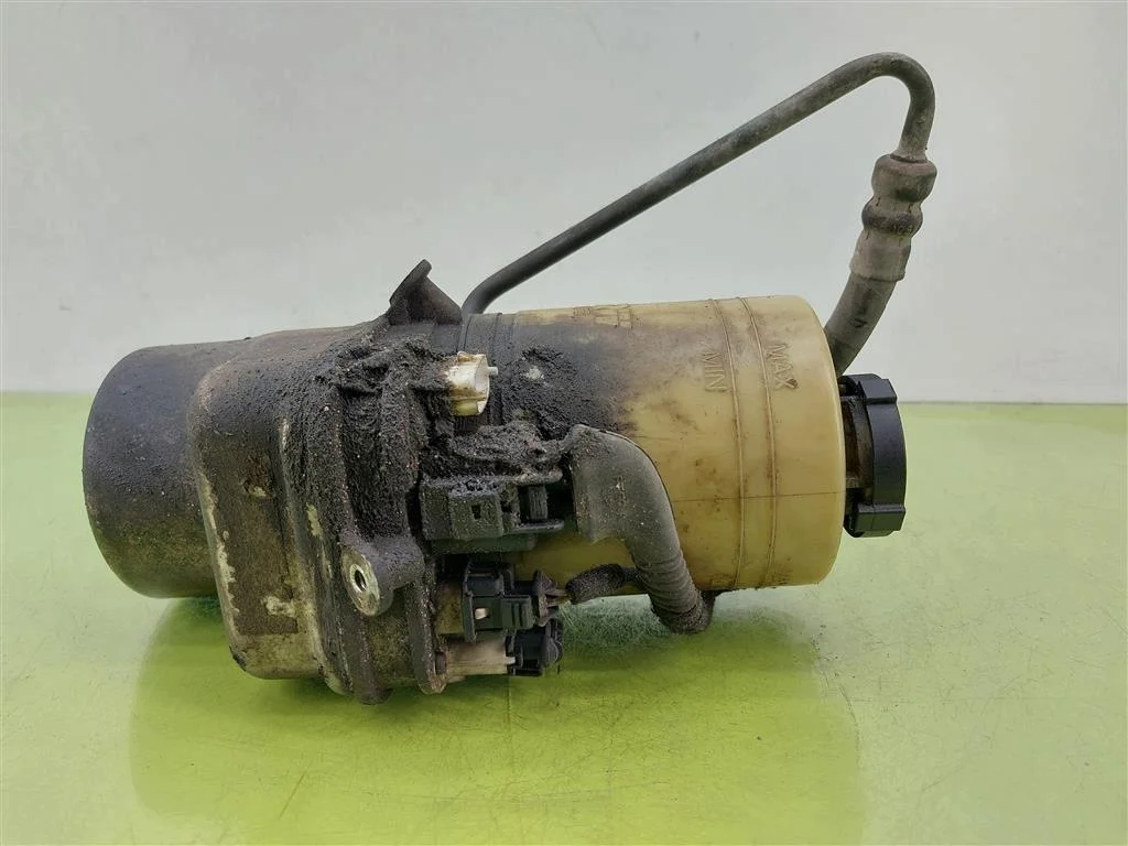 Pompe direction assistée Opel Vectra C 2.2 16V image 5