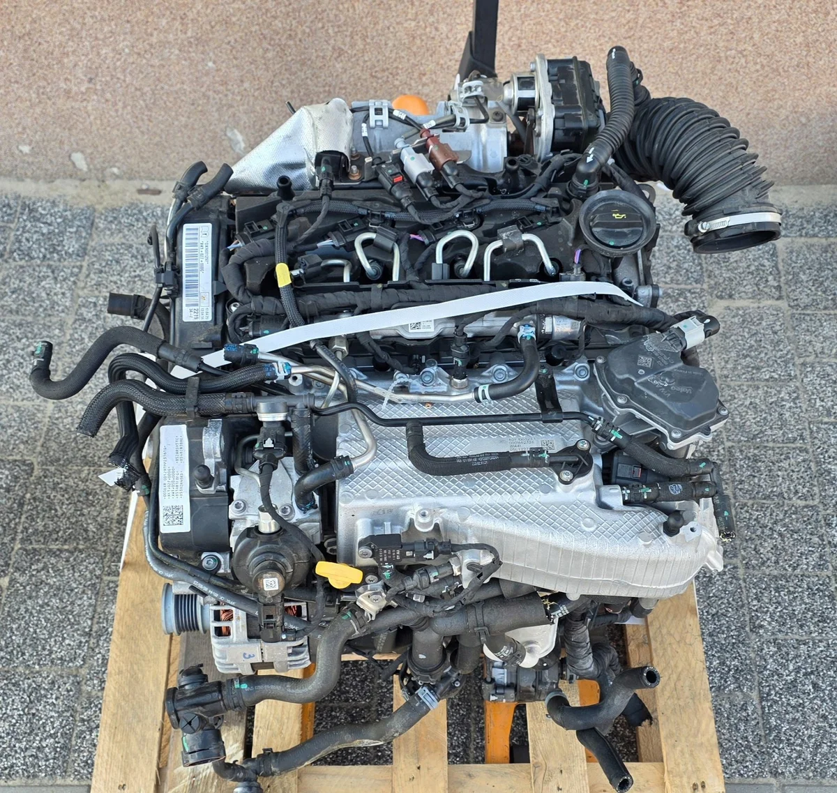 Audi Seat VW Skoda Motor 2.0 TDI DXR image 3
