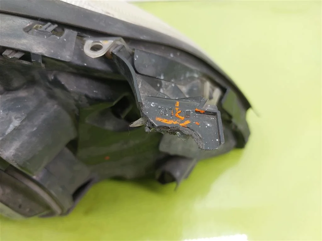 Opel Vectra C Scheinwerfer links 2002-2005 image 9