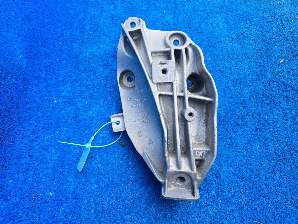 BMW Engine Mount Bracket 9844633