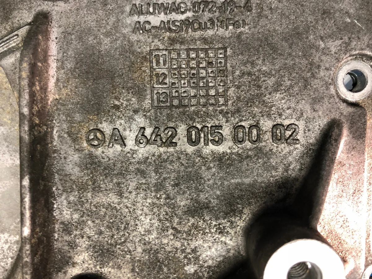 Mercedes A6420150002 Gehäusedeckel image 3