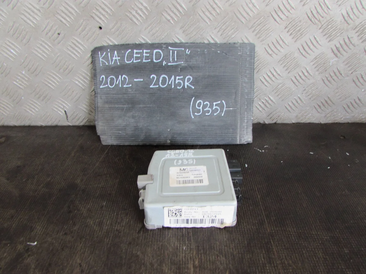 Módulo Direção Kia Ceed II 2012-2015 KBI64945