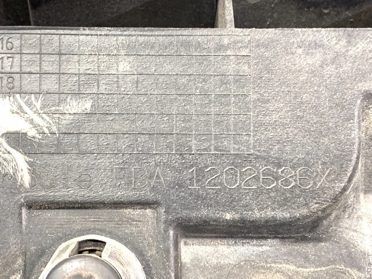 Obere Verstärkung Renault Clio IV 625003860R image 6