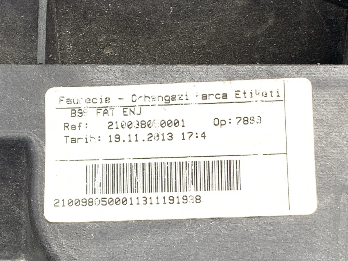 Obere Verstärkung Renault Clio IV 625003860R image 10