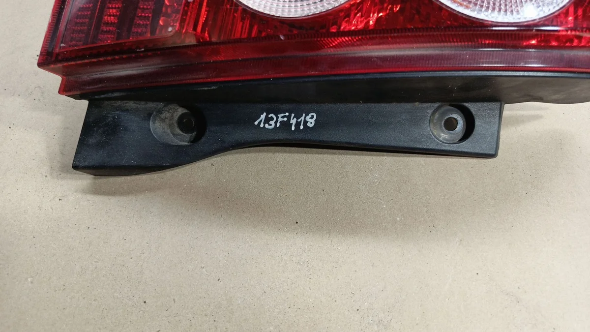 Rückleuchte Links Nissan Micra K12 13F418 thumbnail 8