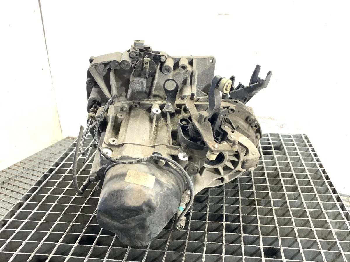 Getriebe Renault Clio IV 1.2 73KM JH3905 image 3