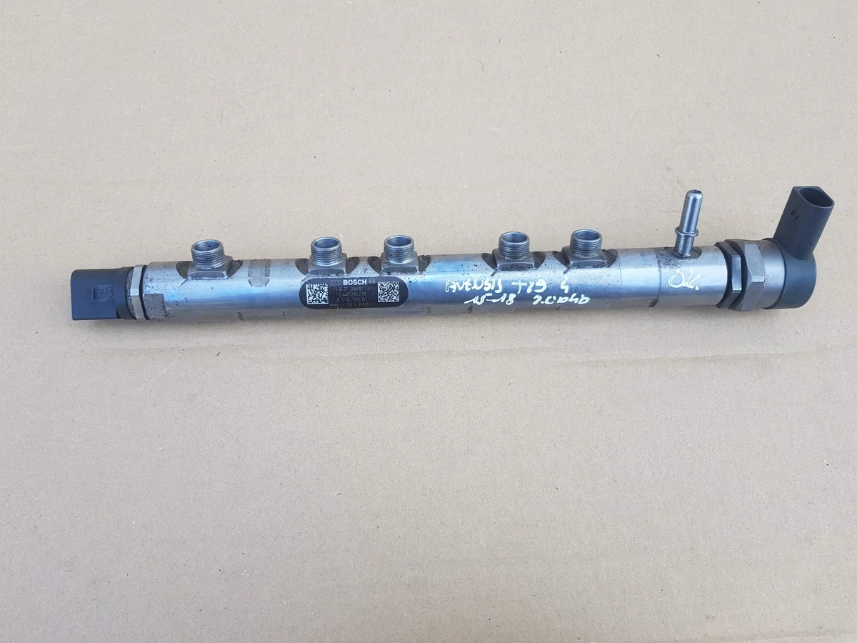 Brandstofrail sensor Toyota Avensis T29 1.6 D4D