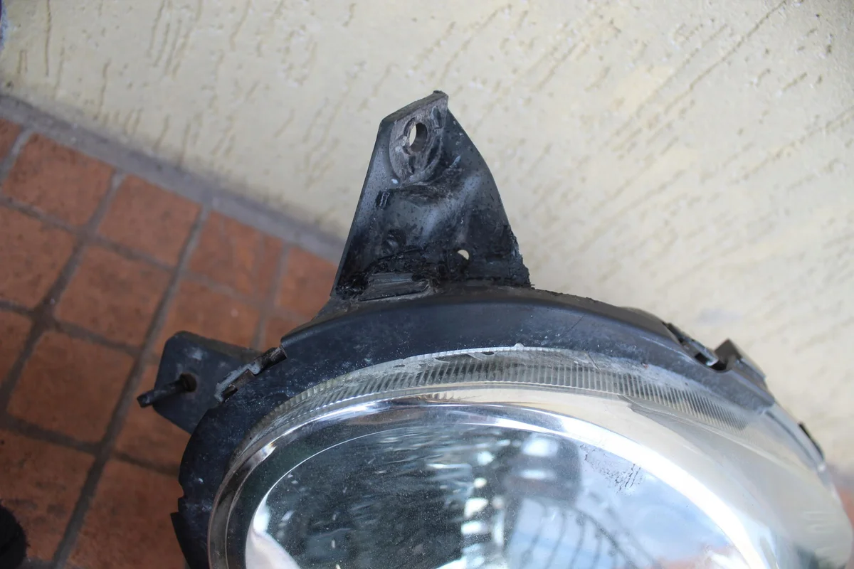 Phare avant gauche Nissan Micra K12 89074320 image 3
