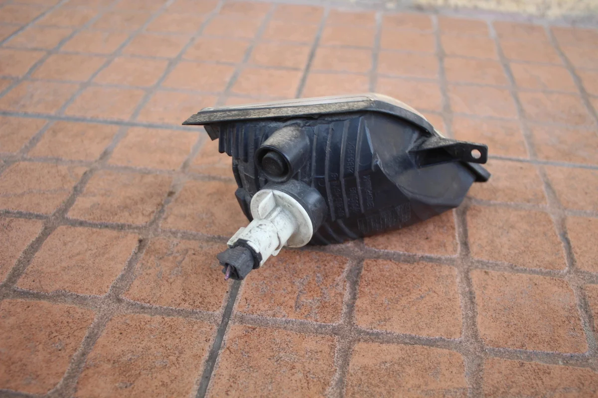 Phare avant gauche Nissan Micra K12 image 3