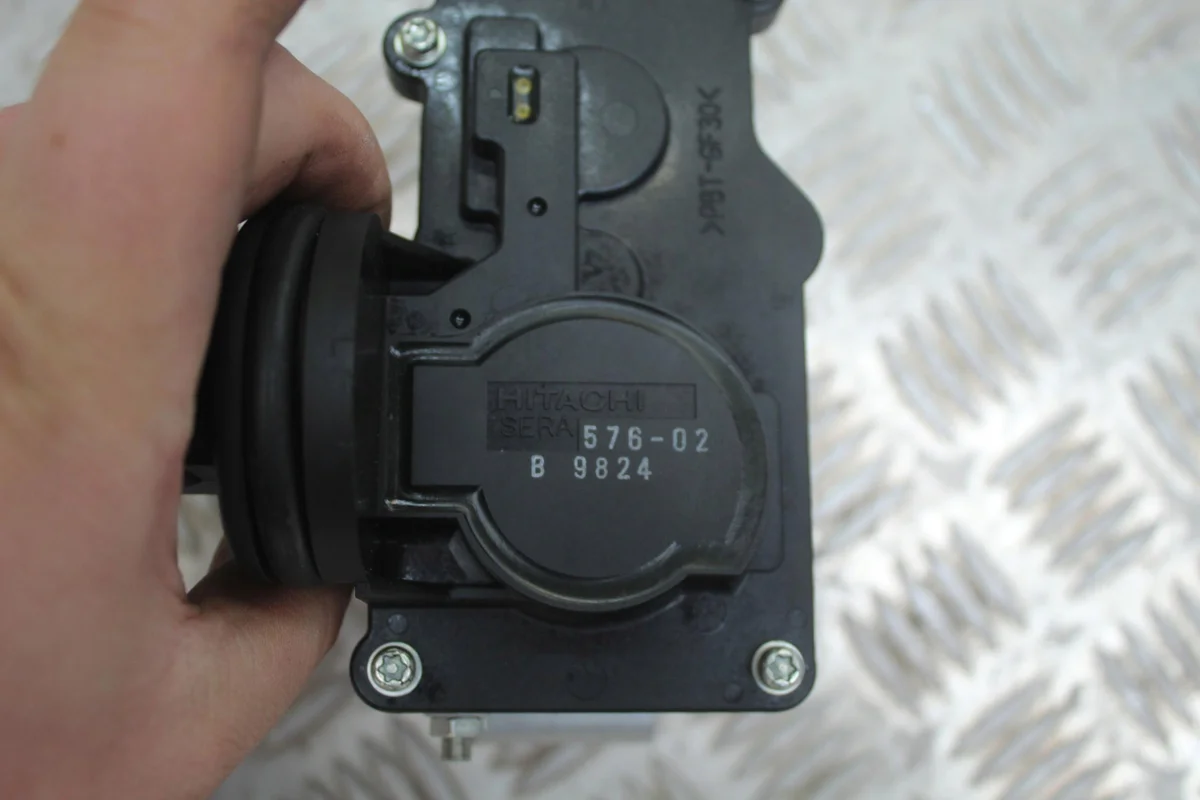 Drosselklappe Nissan Note E11 1.4 16V image 5
