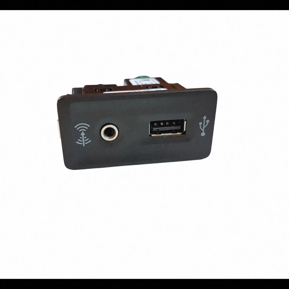 VW USB AUX Buchse 5G0035222E image 2