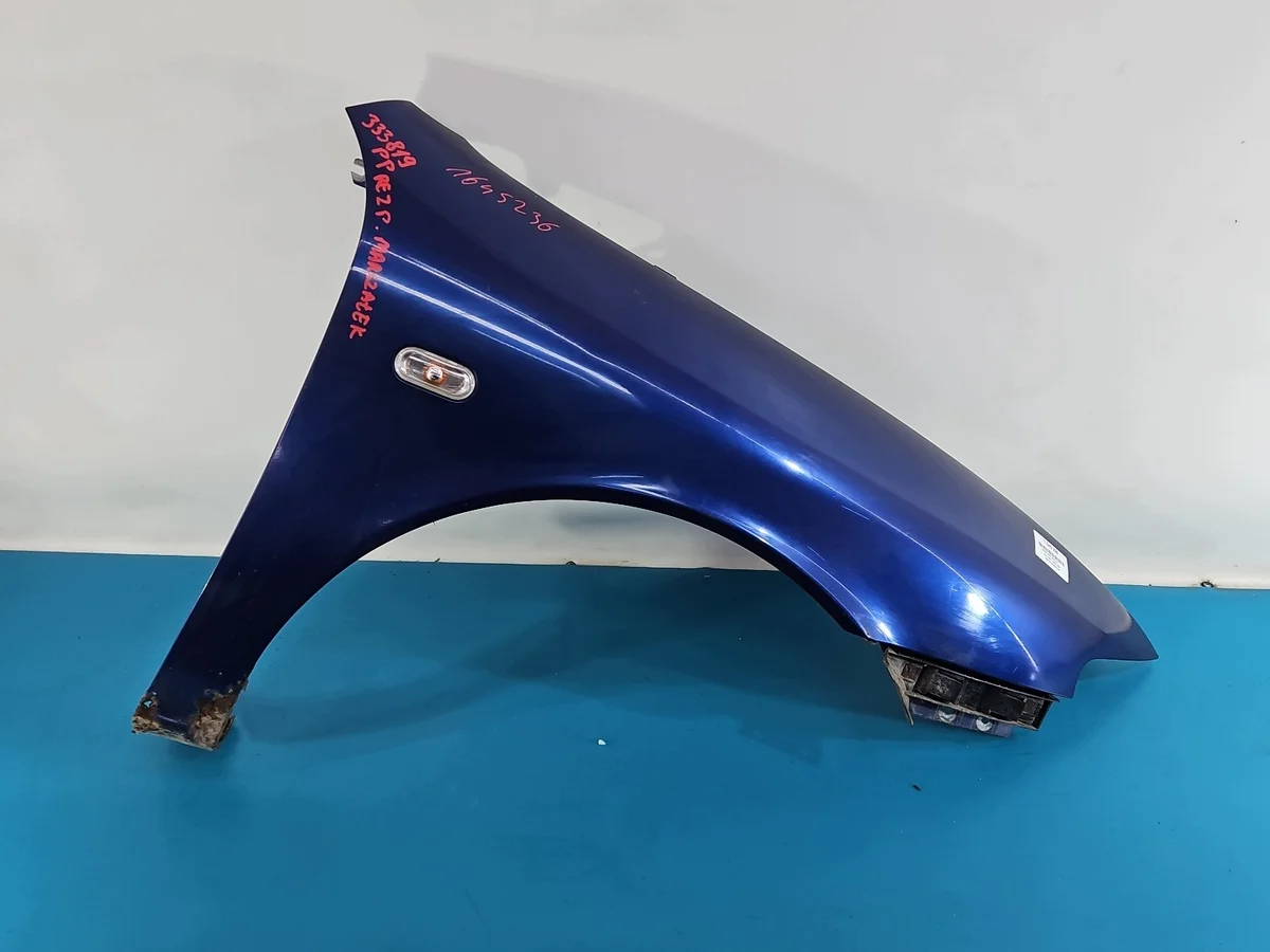 Bumper avant droit Seat Leon I Toledo II