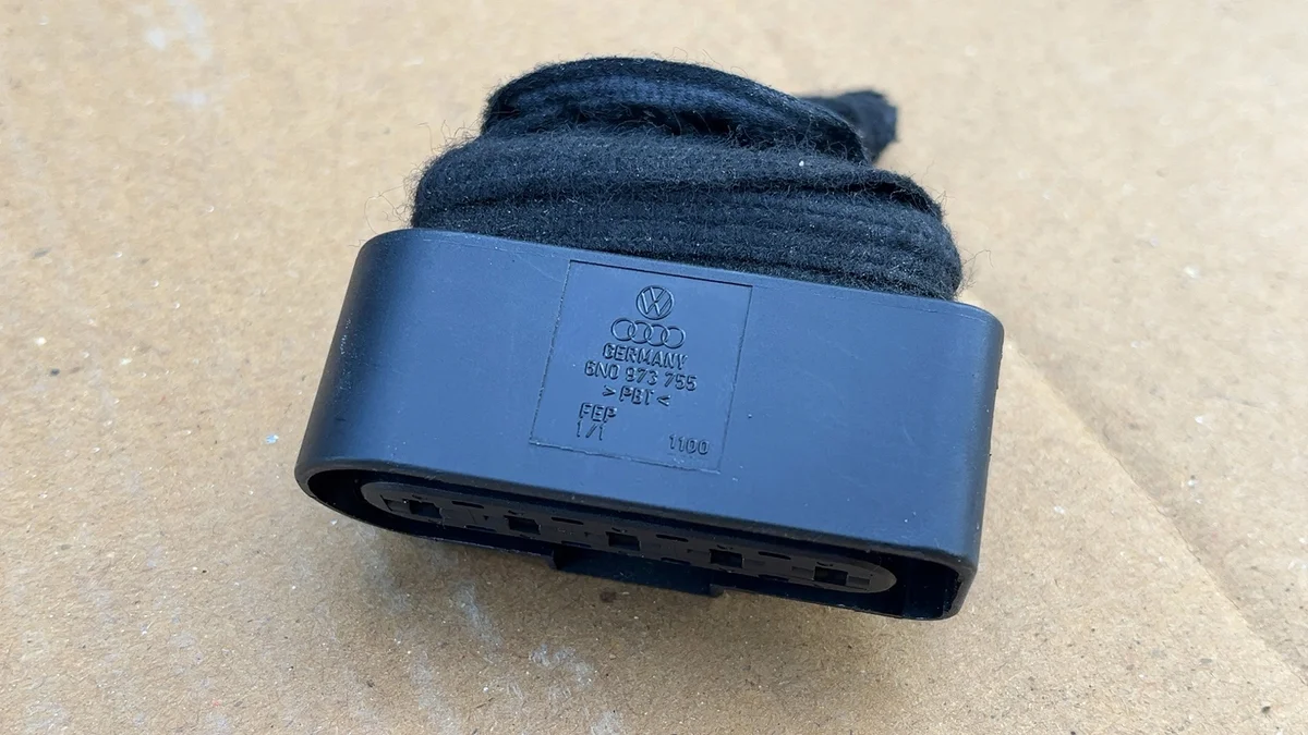 Stecker 5 Pin Audi VW Seat Skoda Porsche thumbnail 1
