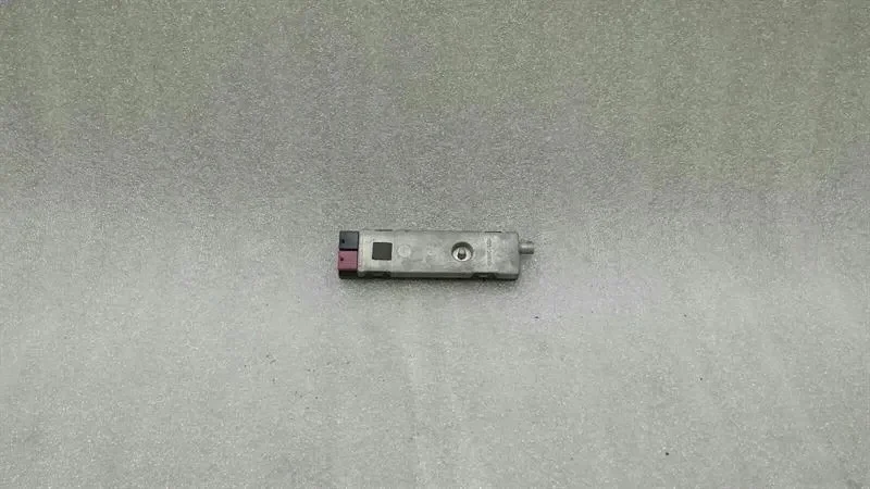 Antena Mercedes Classe C W204 A2048200189 image 3