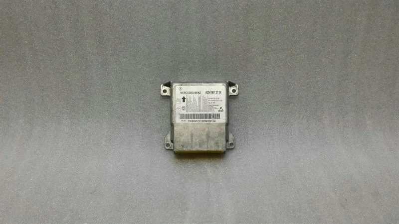 Module de sécurité Mercedes Classe C W204 A2049012704