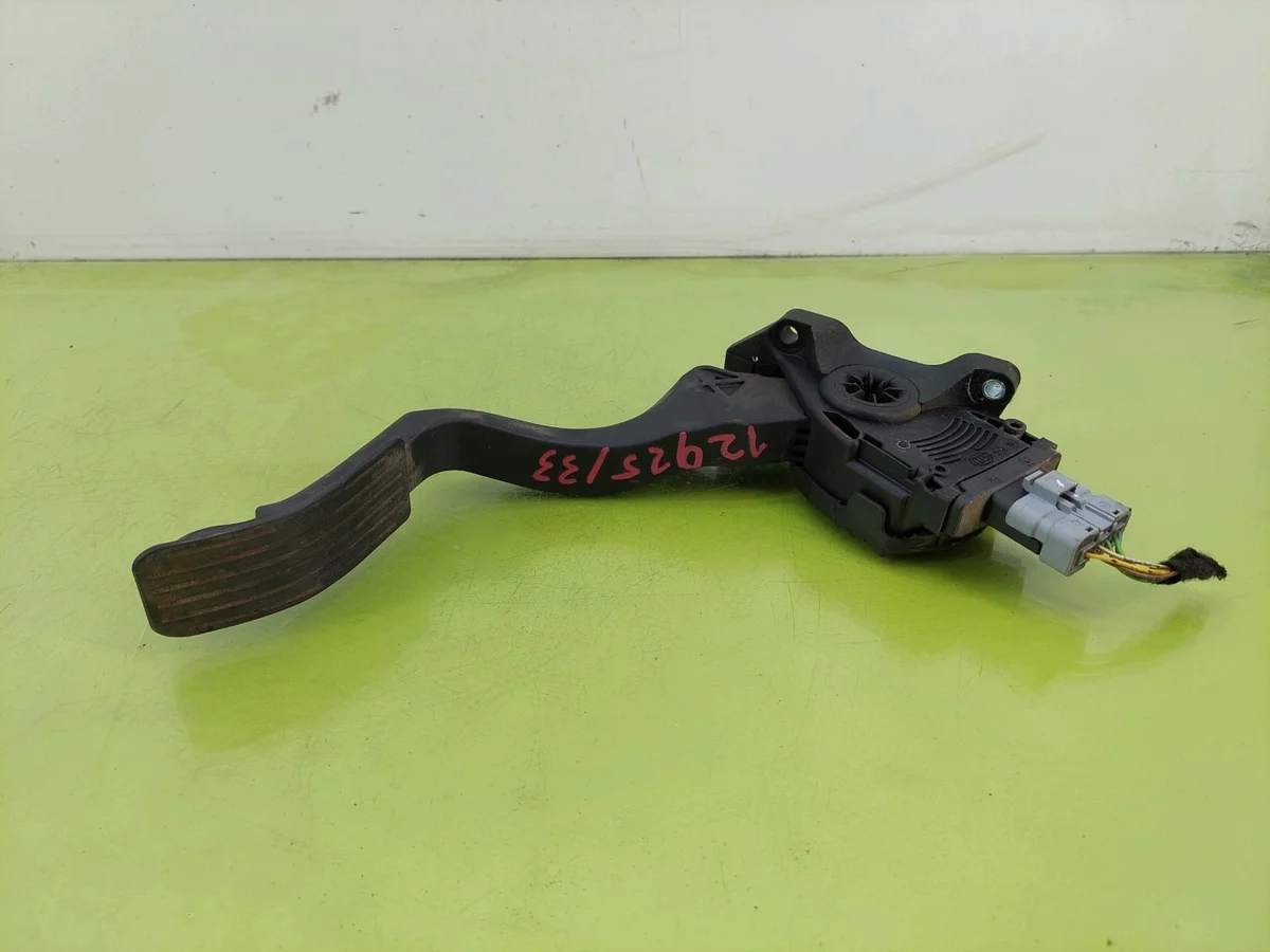 Pedal Potentiometer Peugeot 207 1.4 HDI thumbnail 1