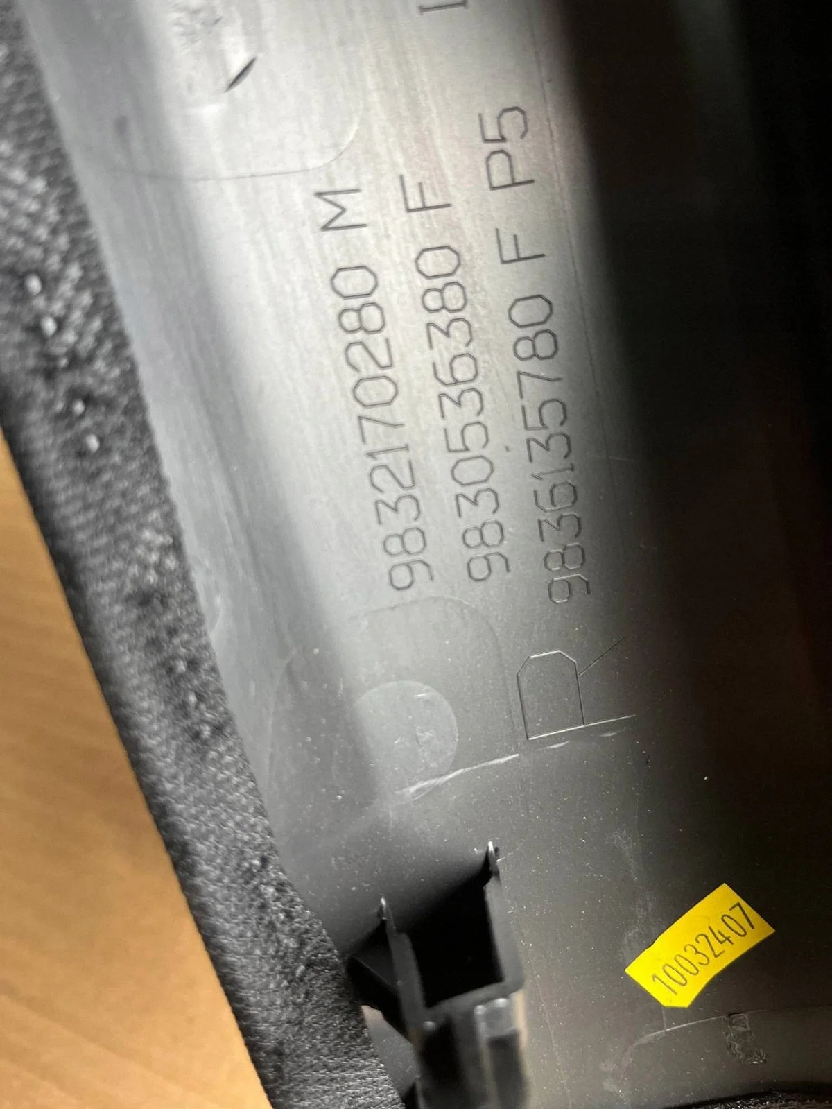Opel Astra L Suojus 9830536380 image 3