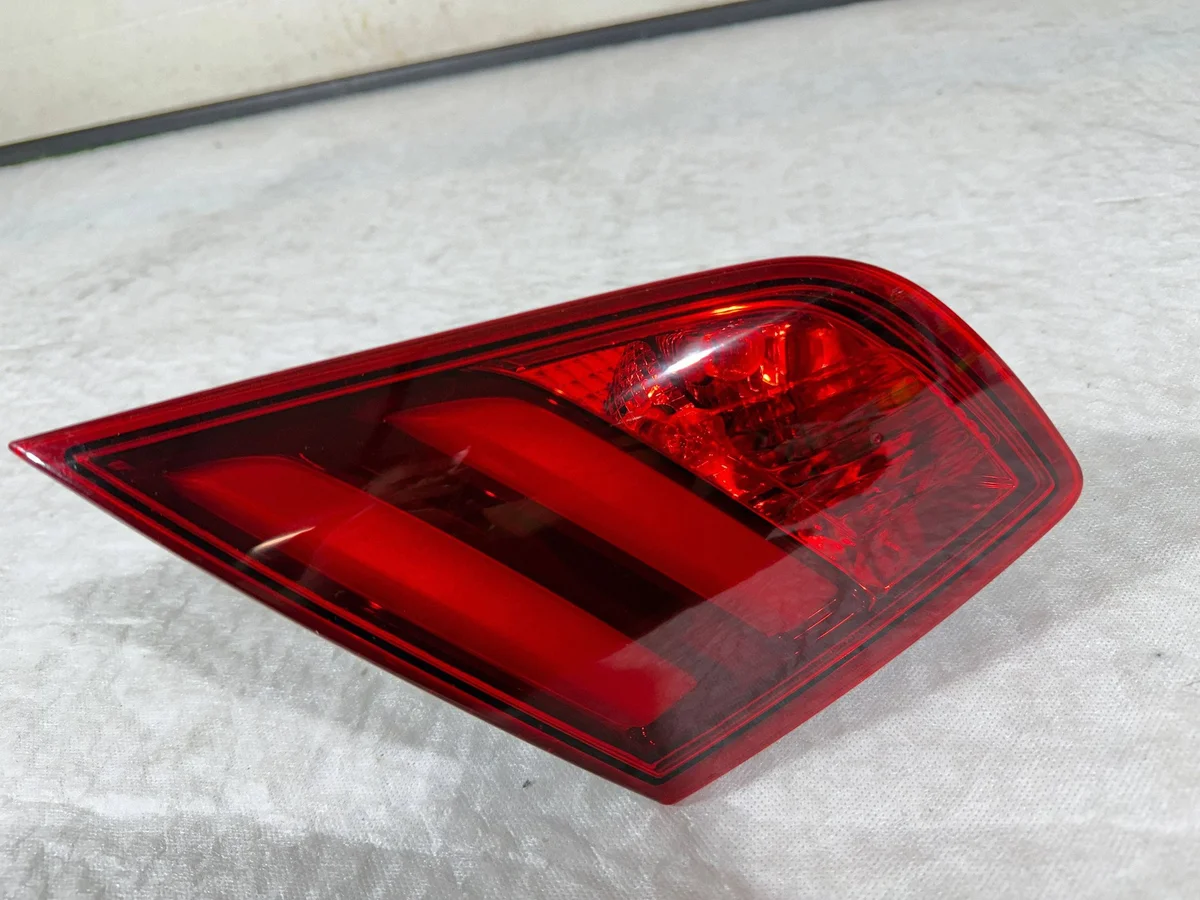 Achterlicht Peugeot 308 II T9 Links thumbnail 4