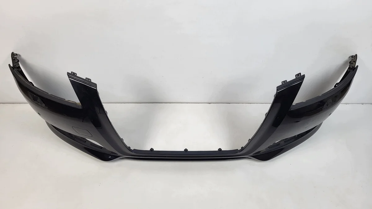Audi A3 8P etu­puskuri 8P0807437H image 5