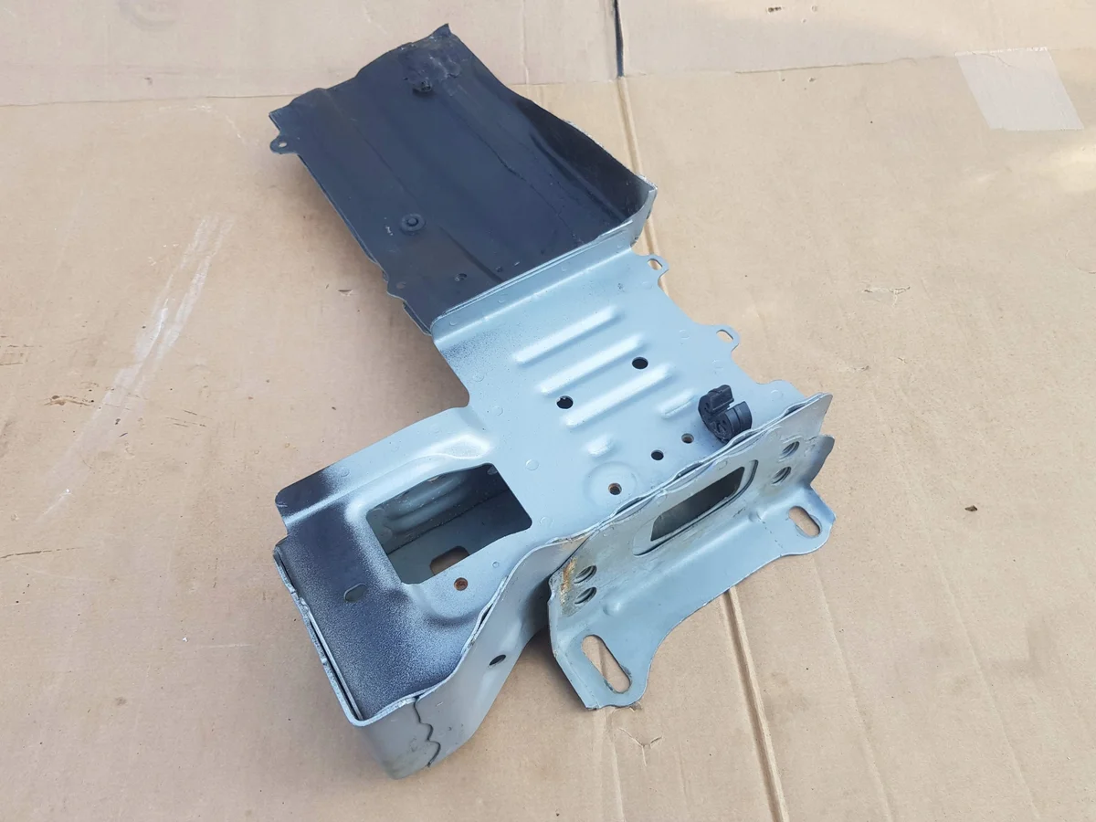 Toyota Auris II Längsträger vorne rechts image 3