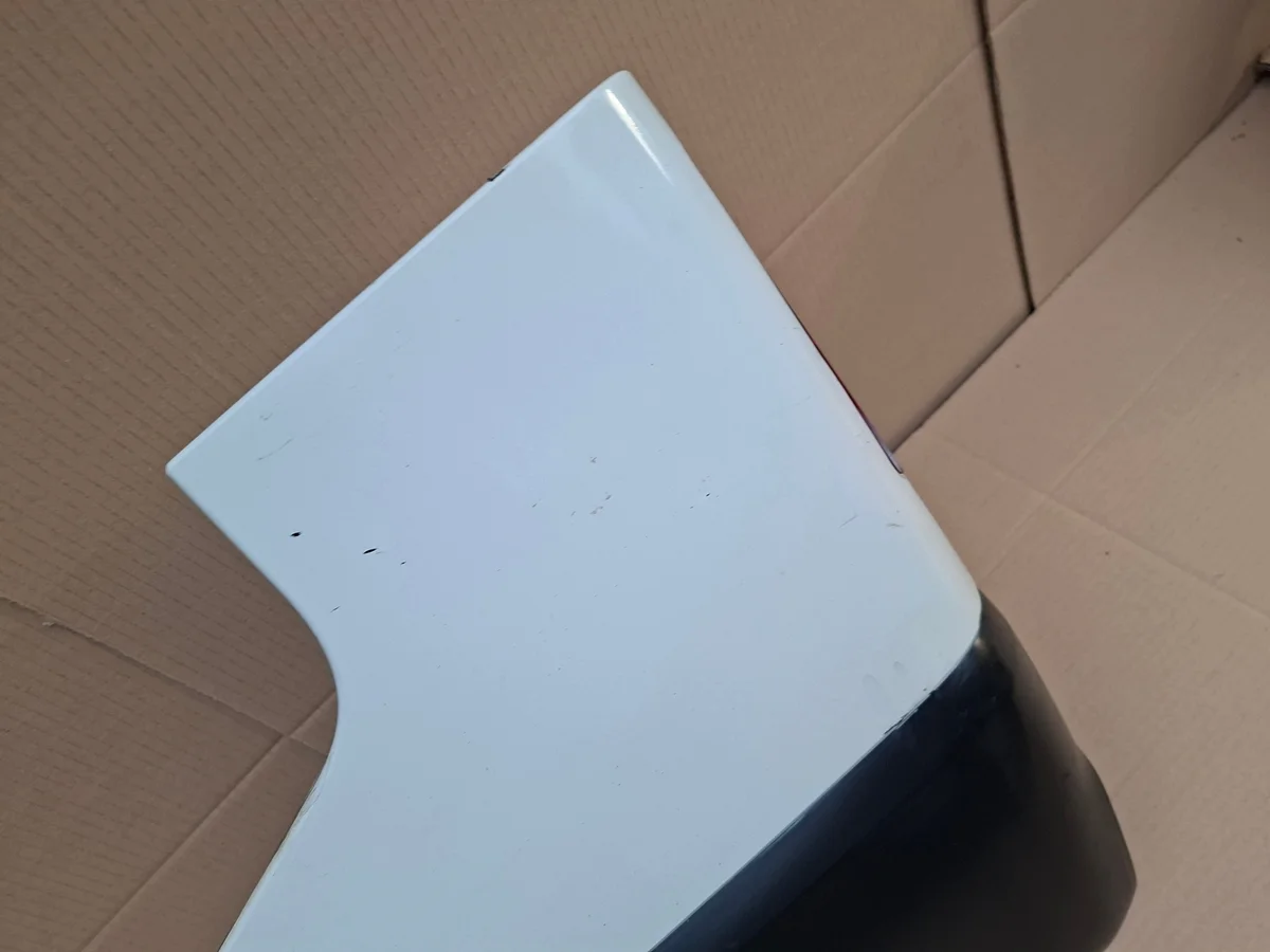 Renault Trafic III: Coin de pare-chocs arrière gauche image 3