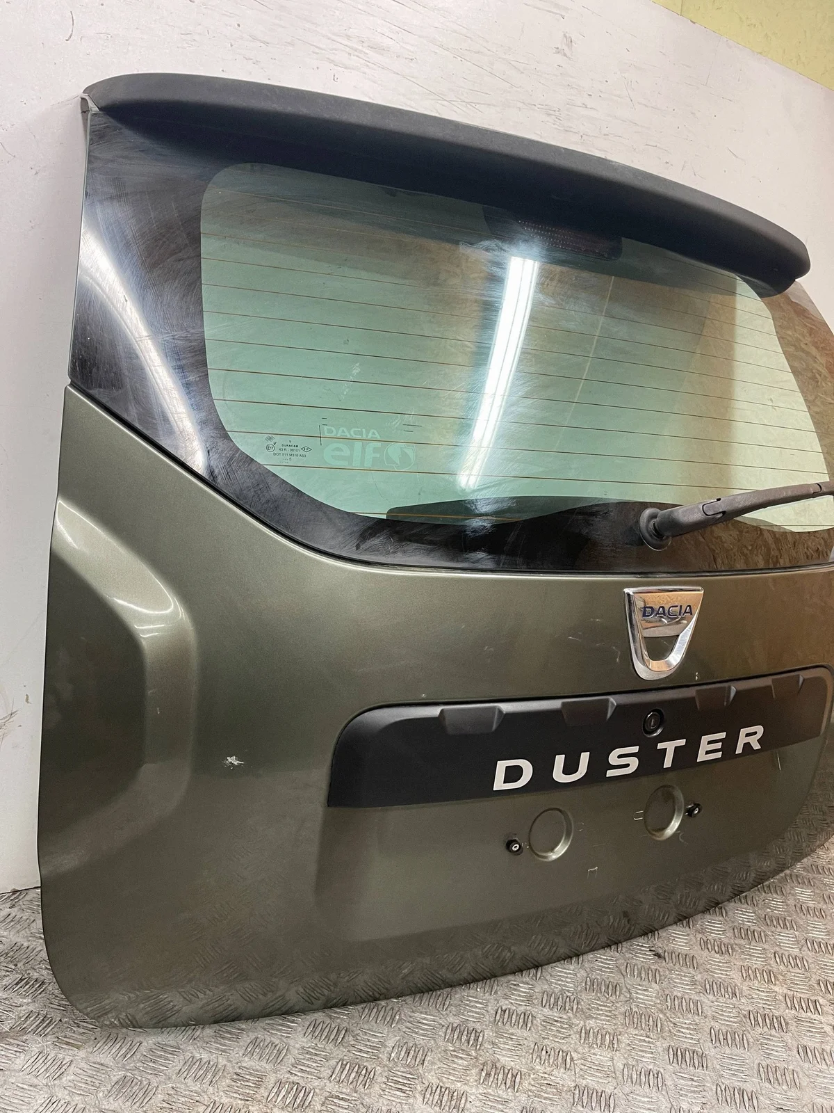 Dacia Duster I Heckklappe CLC6659 image 3