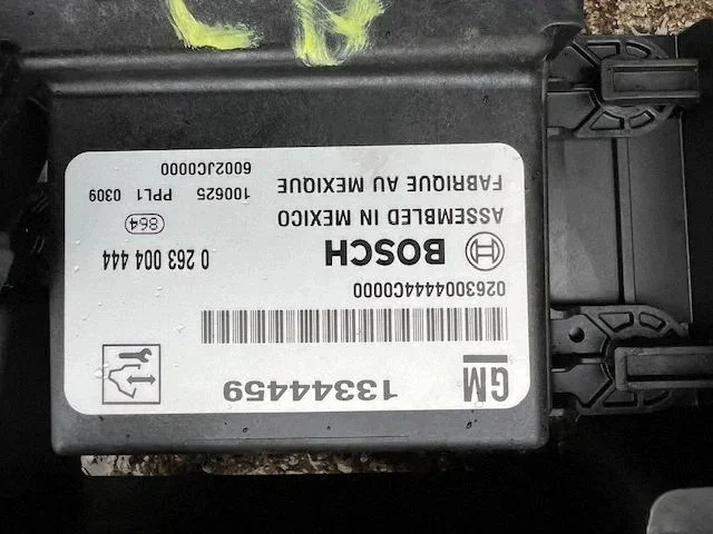 Sensor de aparcamiento Opel Astra J 13344459 thumbnail 1