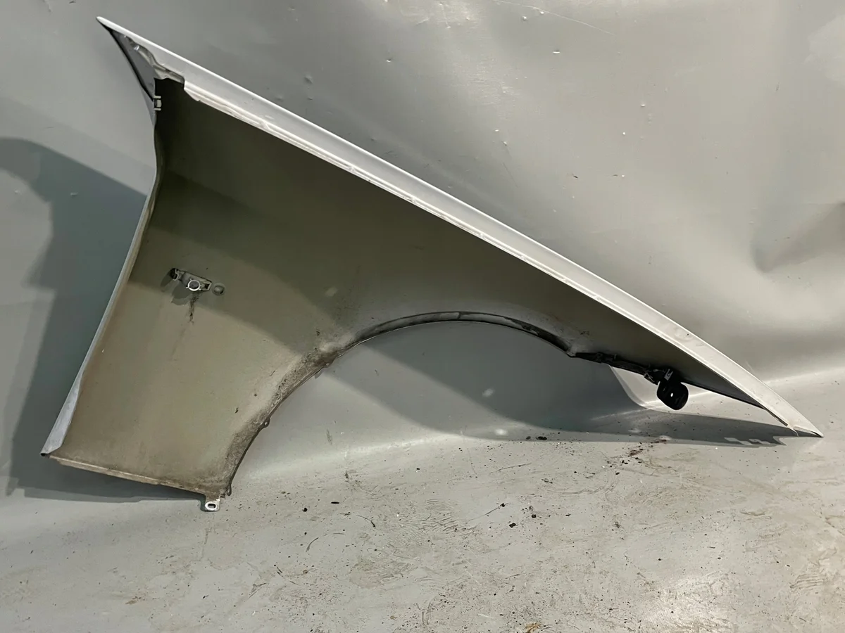 Parafango Anteriore Sinistro BMW E90 E91 thumbnail 5