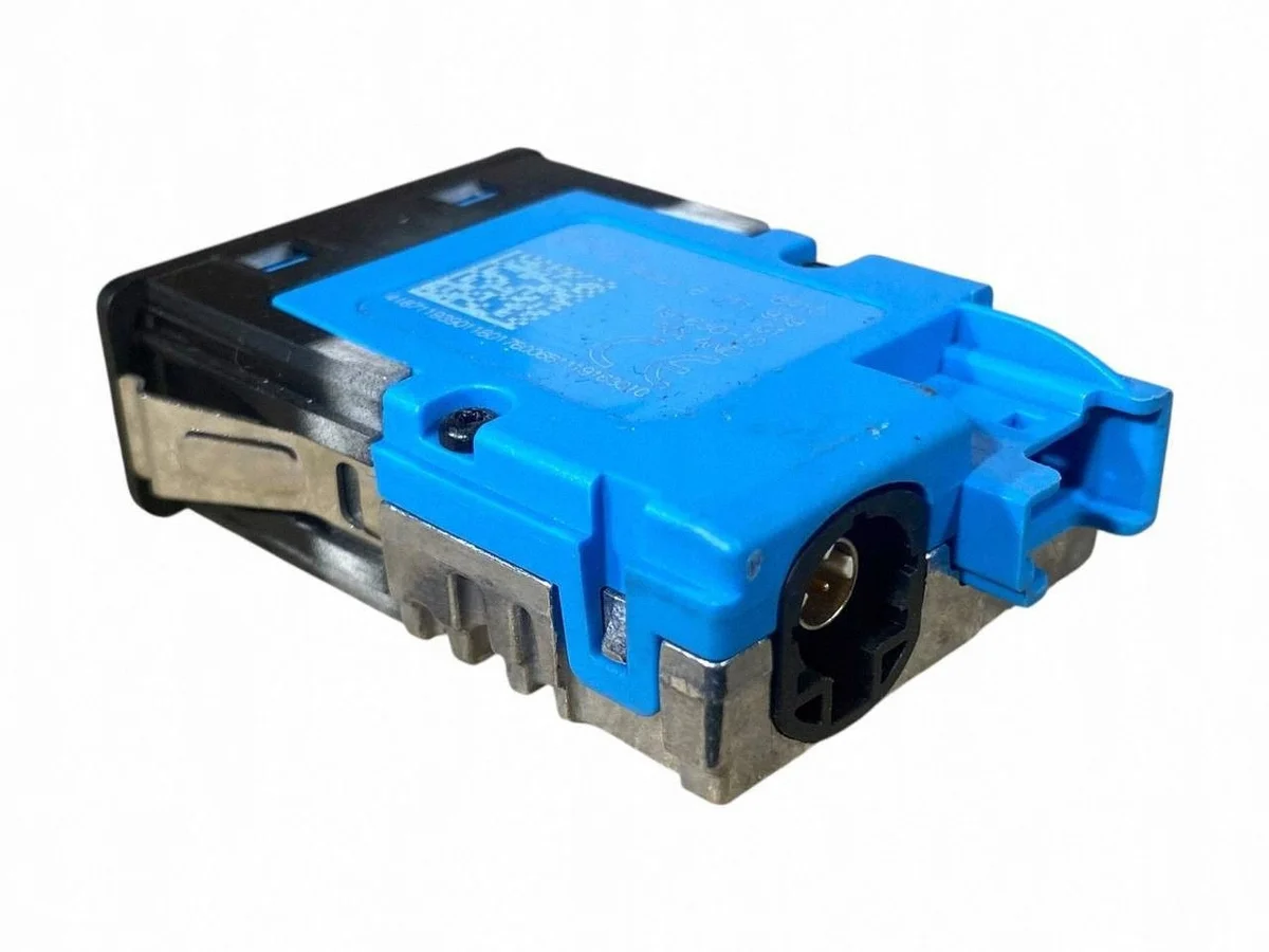 BMW 5 G30 G31 USB Buchse 8711939 image 5