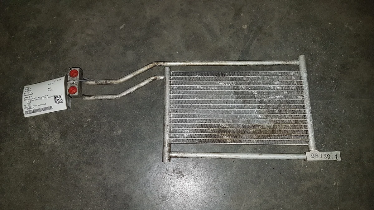 BMW Série 7 E38 17221745275 - Radiador Óleo