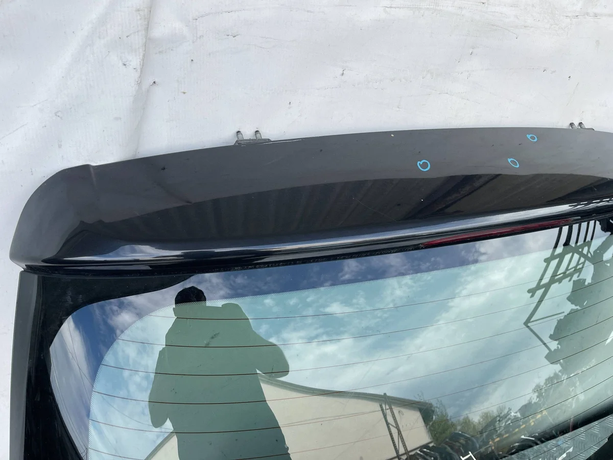 Kia Venga takaluukun luukku CLC6662 image 9