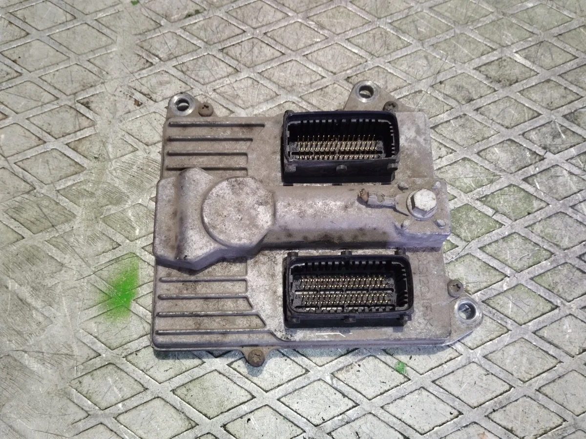 Centralina Opel Vectra C 2.2 55562443 thumbnail 1