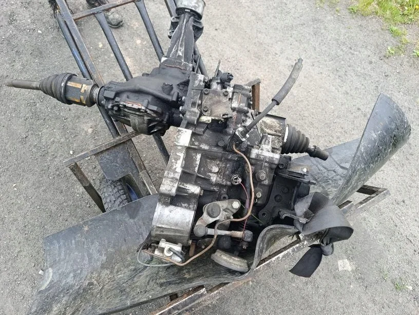Vaihteisto Toyota RAV-4 II 2005 D4D 234224