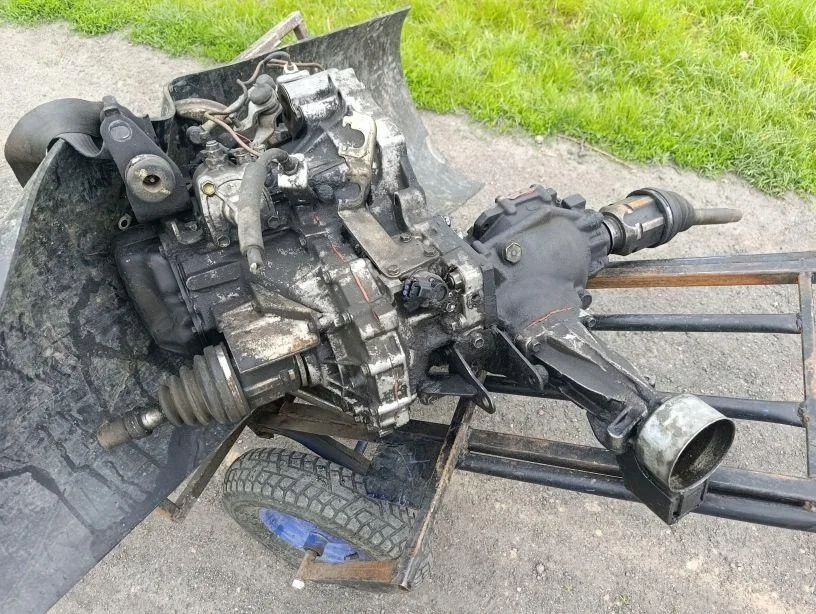 Schaltgetriebe 4x4 Toyota RAV-4 II D4D image 3